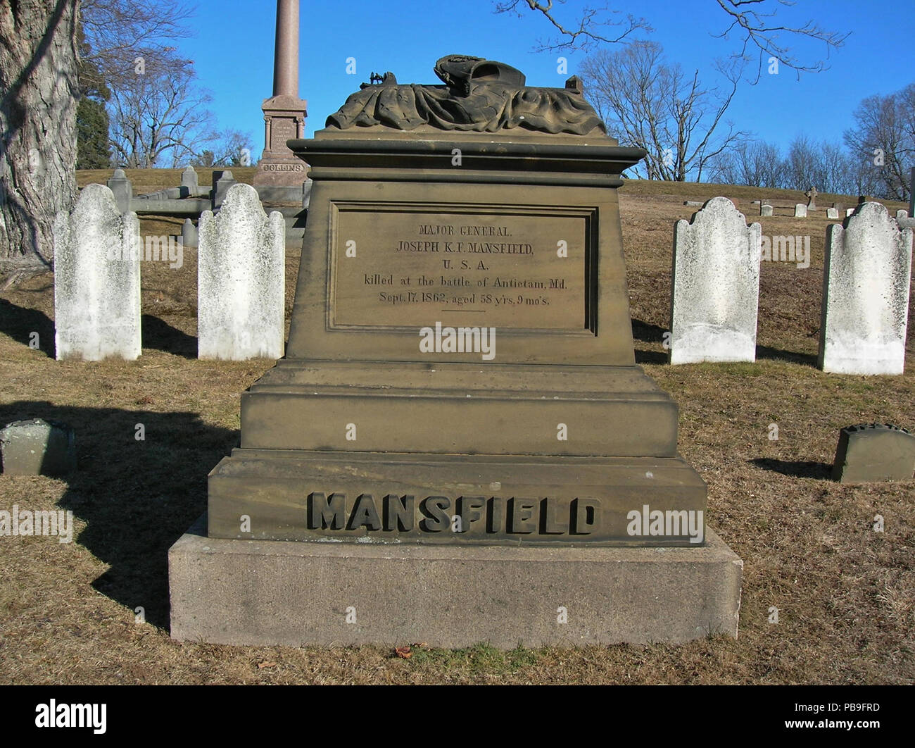 727 Pierre tombale monument pour Joseph K. Mansfield, Indian Hill Cemetery, Middletown, CT - Février 2016 Banque D'Images