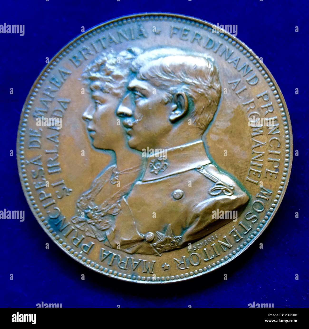 Mariage 1000 Médaille de Ferdinand I de Roumanie 1893 par Scharff. Avers Banque D'Images