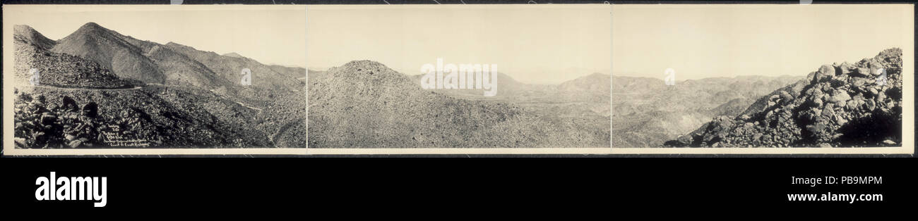 934 à la recherche dans "Le creux de la main de Dieu", San Diego, Imperial Valley, Yuma, Coast to Coast Highway RCAC2007660524 Banque D'Images