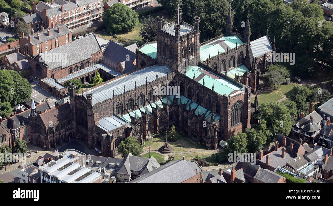 Vue aérienne de la cathédrale de Chester, Cathédrale de l'Église du Christ et de la Bienheureuse Vierge Marie, Cheshire, Royaume-Uni Banque D'Images