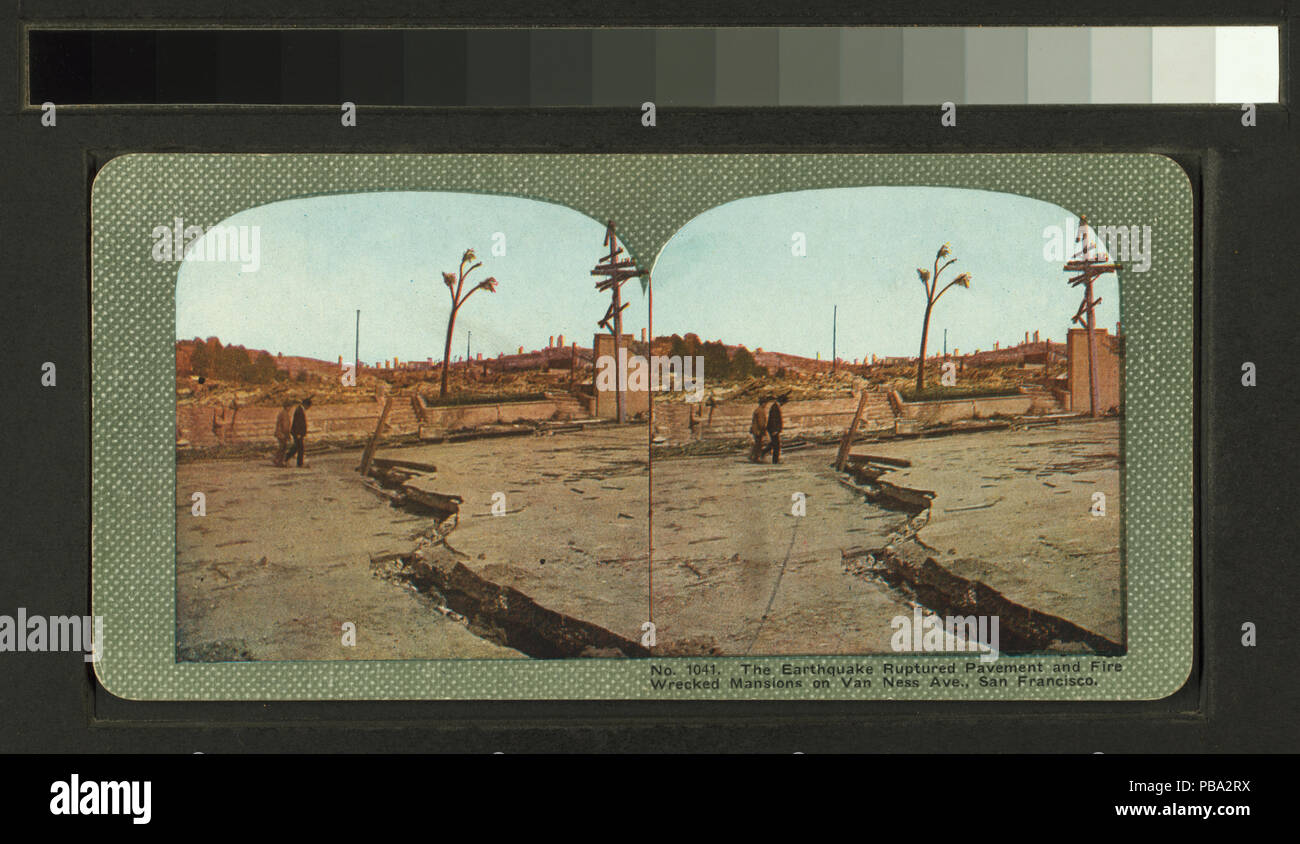 1631 La rupture du séisme et l'incendie a ravagé la chaussée mansions sur Van Ness Avenue, San Francisco (NYPL b11707375-G90F001 041F) Banque D'Images