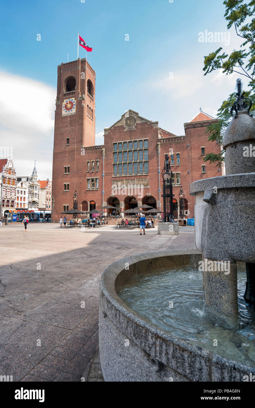 L'ancien bâtiment de la bourse, bourse de Berlage, près de la Dam à Amsterdam Banque D'Images