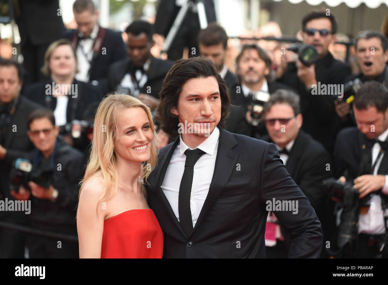 16 mai 2016 - Cannes, France : Pilote d'Adam et sa femme Joanne Tucker assister à la 'Paterson' premiere pendant le 69e festival de Cannes. Adam Driver et Joanne Tucker lors du 69eme Festival de Cannes. *** FRANCE / PAS DE VENTES DE MÉDIAS FRANÇAIS *** Banque D'Images