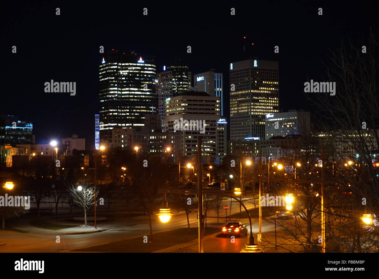 Winnipeg Skyline at Night Banque D'Images