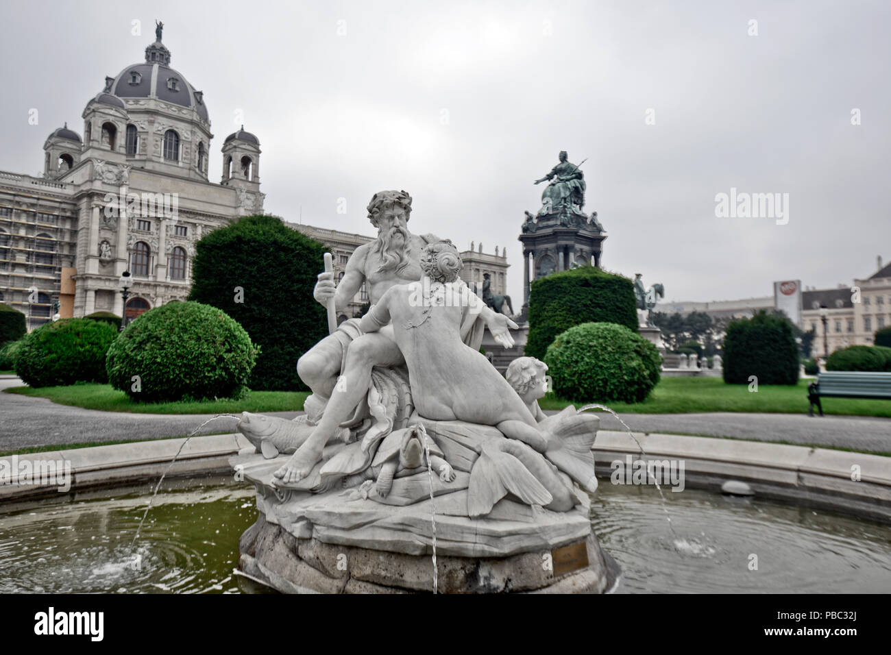 Tritons et fontaine des Naïades, Maria-Theresien-Platz, Vienne, Autriche Banque D'Images