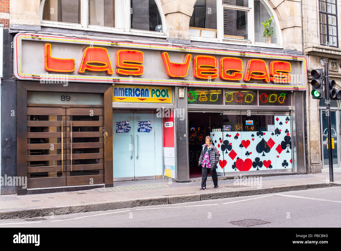 Las Vegas un jeu vidéo d'arcade de jeux électroniques situé à proximité de Chinatown au cœur de Soho, Wardour Street, Soho, London, UK Banque D'Images