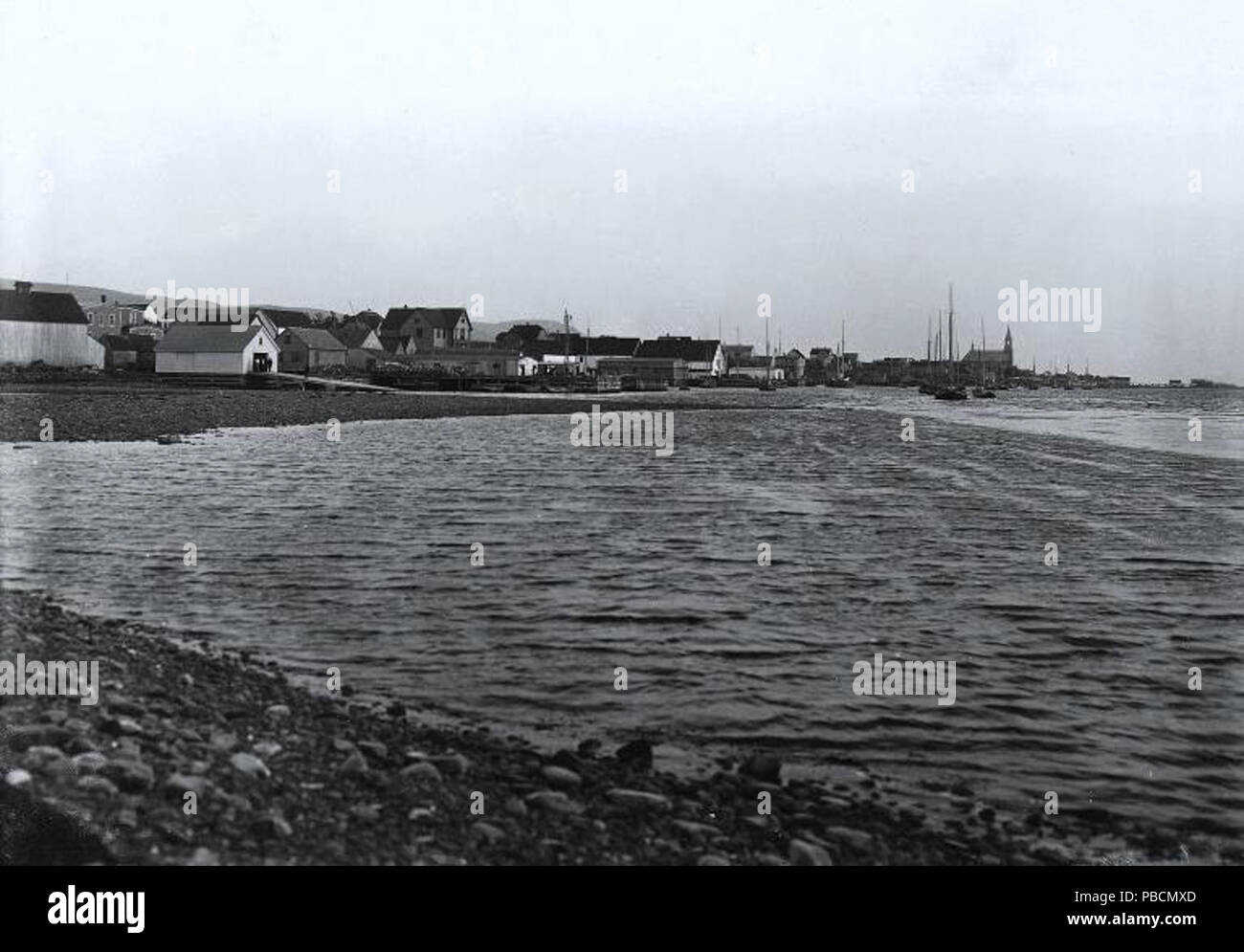 . Anglais : Photographie, Chéticamp Harbour, île du Cap-Breton, N.-É., vers 1914 Wm. Notman & Son, les sels d'argent sur papier - papier albuminé 20 x 25 cm - English : Photographie, port de Chéticamp, Cap-Breton, N.-É., vers 1914 Wm. Notman & Son, plaque sèche à la gélatine 20 x 25 cm, circa 1914 Port 1212 . Chéticamp Cap-Breton 1914 Banque D'Images