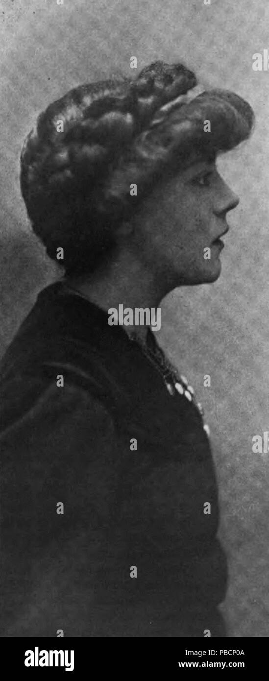 1216 Portrait de Colette Yver Banque D'Images