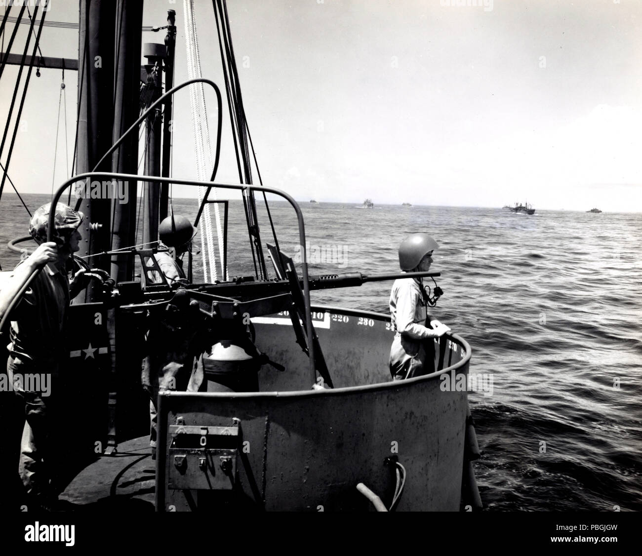 WW II Photos - Gunner sur l'USS Zeilin Banque D'Images