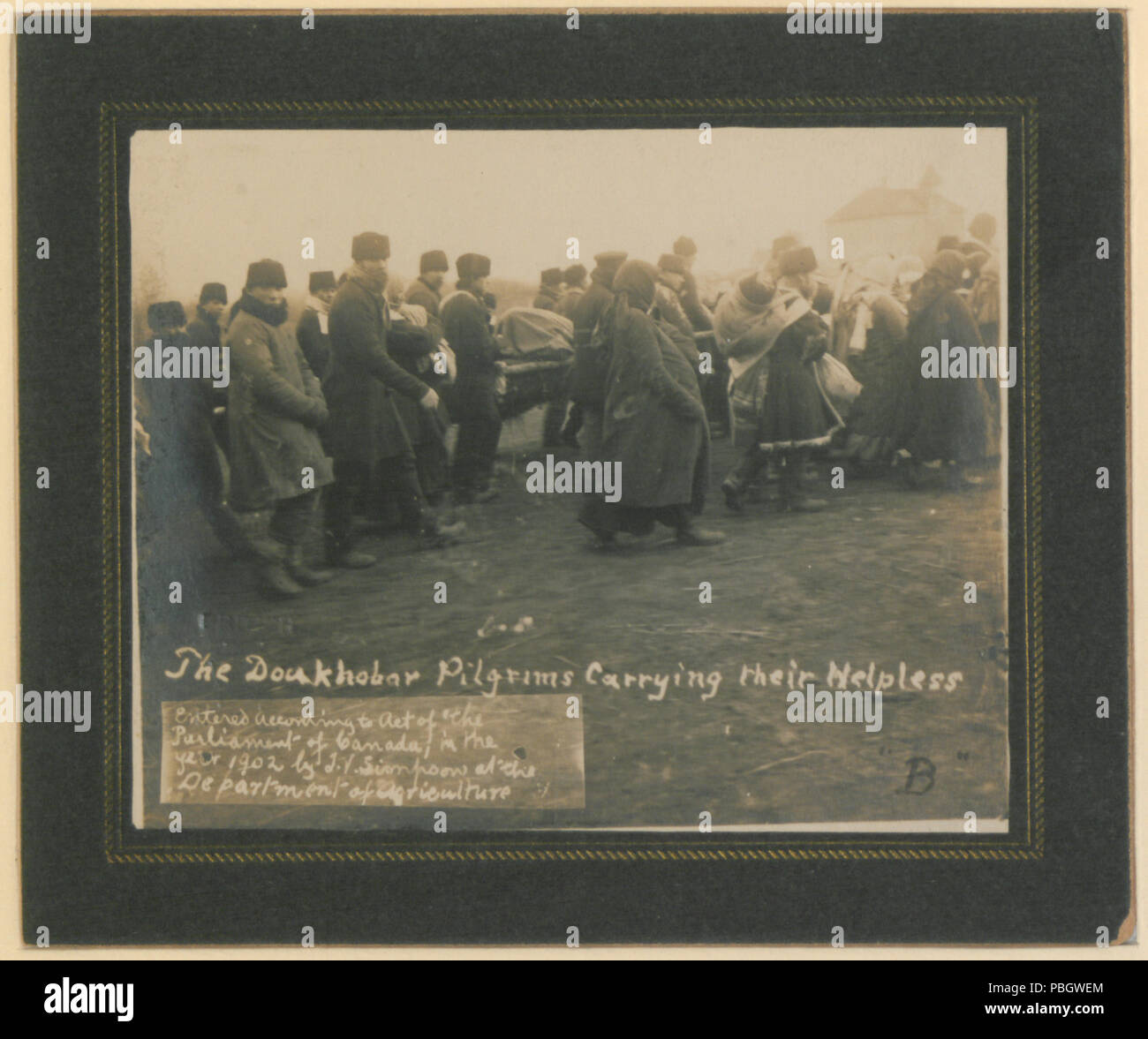 Les 1630 Pèlerins doukhobors portant leur impuissance (HS85-10-13520) Banque D'Images