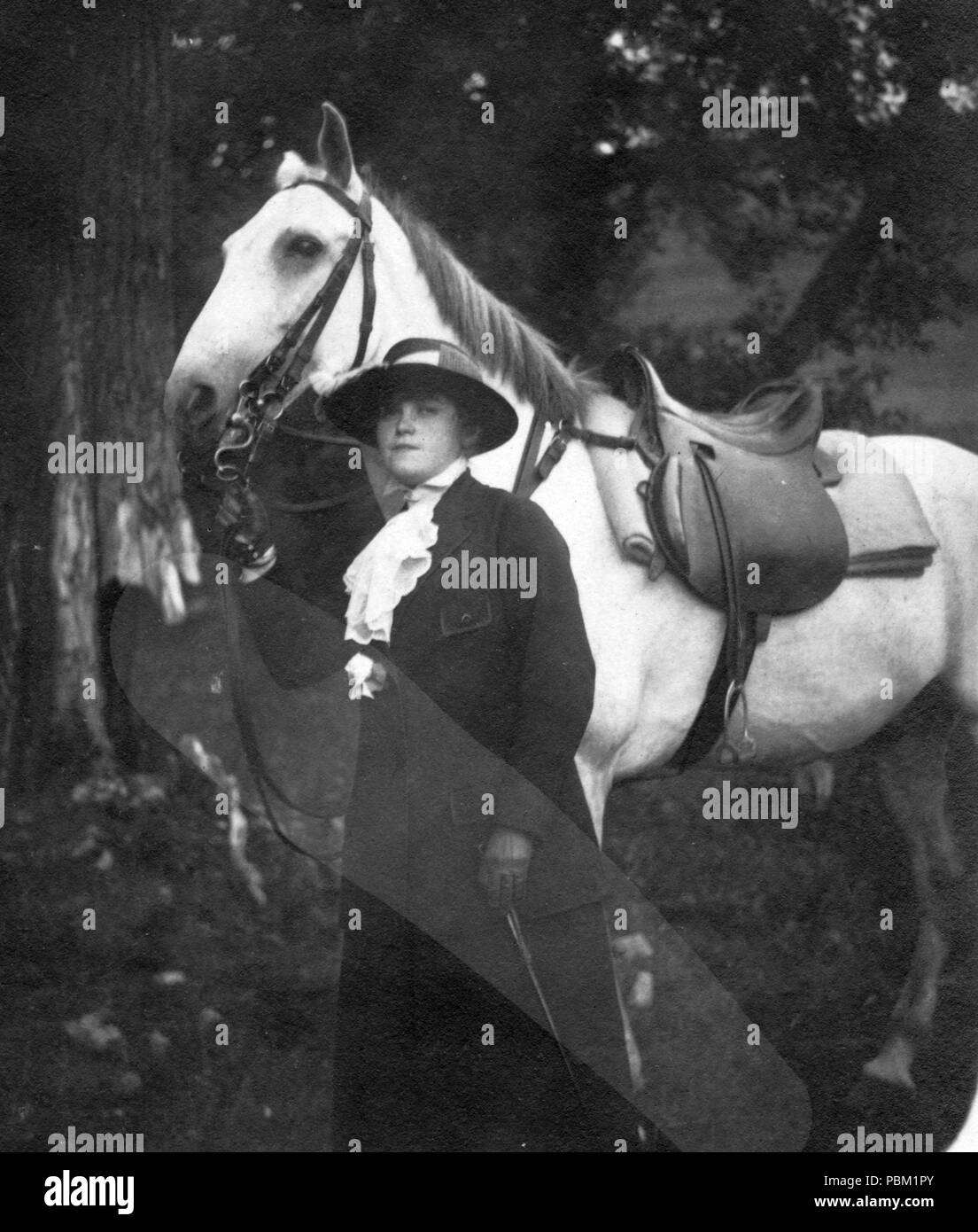 769 Cheval, femme, chapeau, saddle Fortepan 22321 Banque D'Images