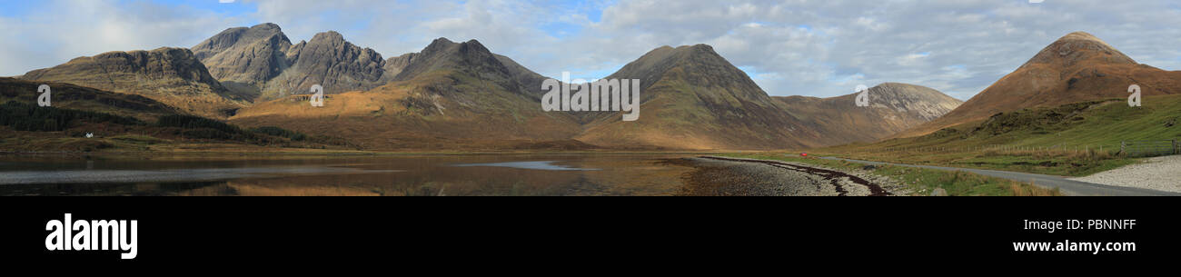 Loch Slapin et les Cuillin - Panorama Banque D'Images