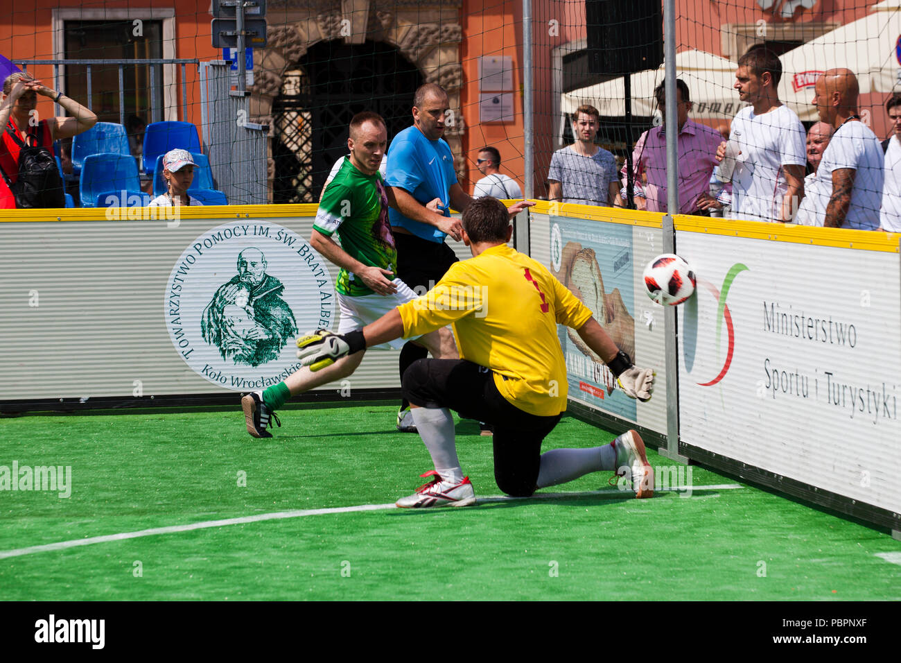 Wroclaw, Pologne, le 28 juillet 2018, l'International X Championnat de Football National Polonais de sans-abri et personnes Traçage WROCLAW CUP 2018, Crédit : Lidia/Mukhamadeeva Alamy Live News Banque D'Images