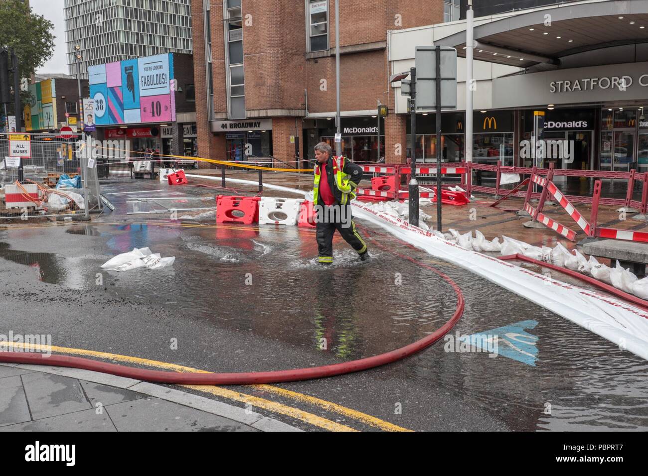 Stratford, Londres, Angleterre, 29 Juillet 2018 Centre commercial de Stratford, l'eau s'arrête principal centre commercial, Brian Duffy Crédit/Alamy Live News Banque D'Images