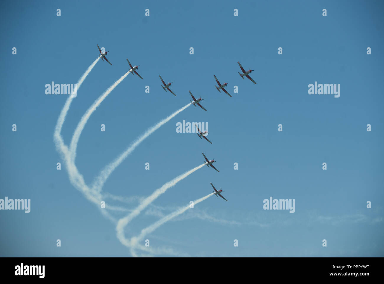 Malaga, Espagne. 29 juillet, 2018. Les membres de l'équipe de l'Armée de l'air espagnole "Patrulla Aguila' effectuer sur l'air pendant les 2018 Torre del Mar International Air Festival à Torre del Mar, près de Malaga.L 2018 Torre del Mar International Air Festival est organisé les 27, 28 et 29 juillet, attire plus de 300 000 spectateurs. Credit : Jésus Merida/SOPA Images/ZUMA/Alamy Fil Live News Banque D'Images