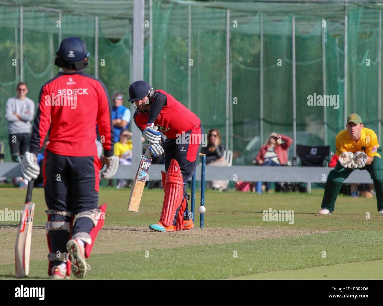 La Pelouse, Waringstown, Irlande du Nord, Royaume-Uni. 29 juillet, 2018. Le Lagan Valley Steels vingt 20 2018 Finale de la coupe. Waringstown v North Down. Waringstown batteur James Hall sur son chemin à 91 pas. Crédit : David Hunter/Alamy Live News. Banque D'Images