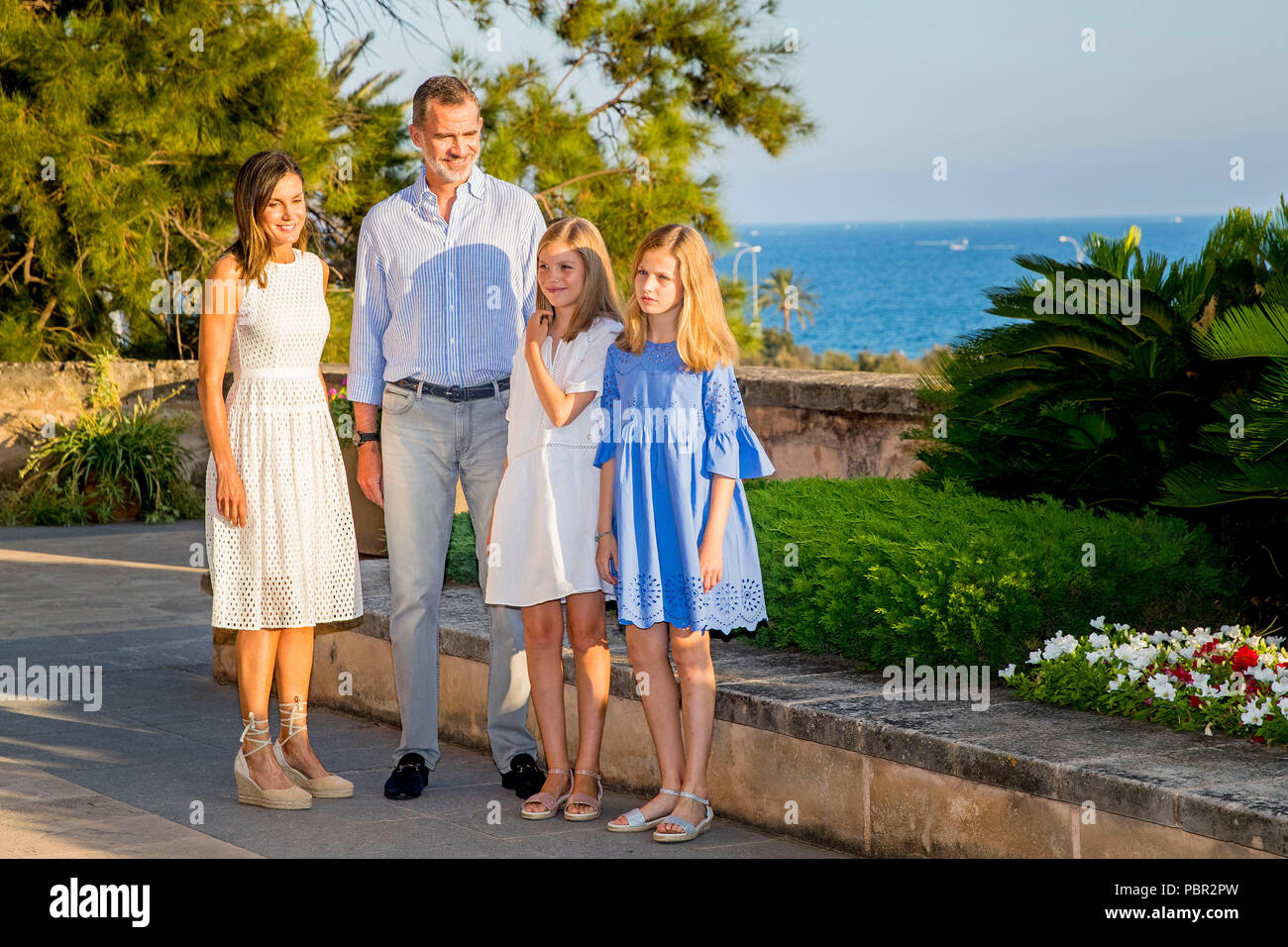 Palma de Mallorca, Espagne. 29 juillet, 2018. Le roi Felipe, Letizia, Leonor Princesse La Reine et la Princesse Sofia d'Espagne à l'Almudaina à Palma de Majorque, Espagne, 29 juillet 2018. Crédit : Patrick van Katwijk |/dpa/Alamy Live News Banque D'Images