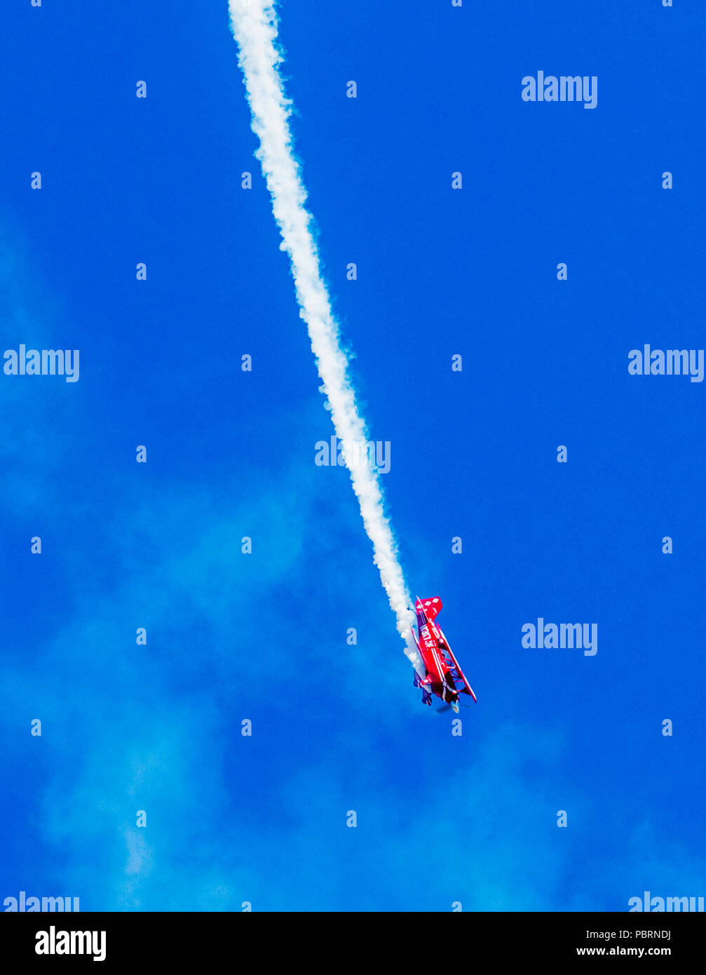 Femme pilote, Pitts Special S2C ; biplan État Métro Université de Denver, l'équipe de démonstration aérienne ; Salida fly-in et spectacle aérien ; Salida Colorado ; USA ; Banque D'Images