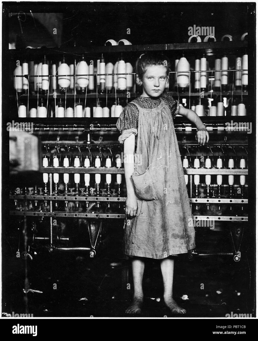 Addie Laird, 12 ans. Spinner dans une filature de coton. In mill dit qu'elle est de 10 ans. Elle a admis que... - Banque D'Images