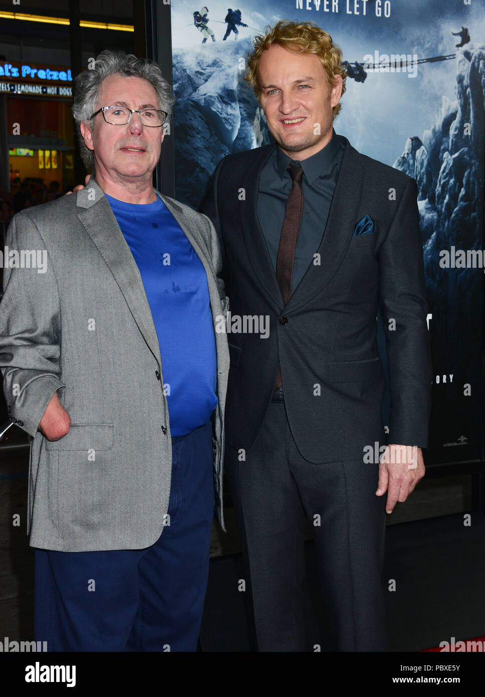 Jason Clarke, Beck Weathers Everest à la première au théâtre chinois de Grauman à Los Angeles. 9 Septembre, 2015.Jason Clarke, Beck Weathers ------------- Red Carpet Event, Vertical, USA, Cinéma, Célébrités, photographie, Bestof, Arts, Culture et divertissement, Célébrités Topix fashion / Vertical, Best of, événement dans la vie d'Hollywood, Californie - Tapis rouge et en backstage, USA, Cinéma, Célébrités, cinéma, télévision, Célébrités célébrités musique, photographie, Arts et culture, Bestof, divertissement, Topix trois quarts, vertical, une personne, à partir de l'an , 2015, dans Banque D'Images