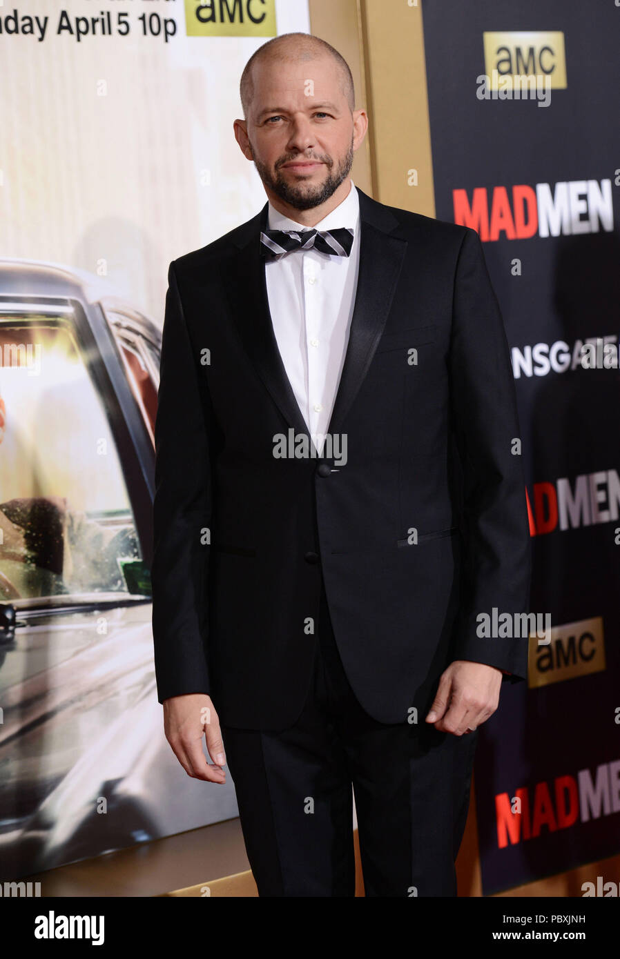 Jon Cryer 143 à la Mad Men, Final 7 épisodes noir et rouge ball célébration Première au Pavillon Dorothy Chandler. 25 mars 2015Jon Cryer 143 ------------- Red Carpet Event, Vertical, USA, Cinéma, Célébrités, photographie, Bestof, Arts, Culture et divertissement, Célébrités Topix fashion / Vertical, Best of, événement dans la vie d'Hollywood, Californie - Tapis rouge et en backstage, USA, Cinéma, Célébrités, cinéma, télévision, Célébrités célébrités musique, photographie, Arts et culture, Bestof, divertissement, Topix trois quarts, vertical, une personne, à partir de l'an , 2015 Banque D'Images