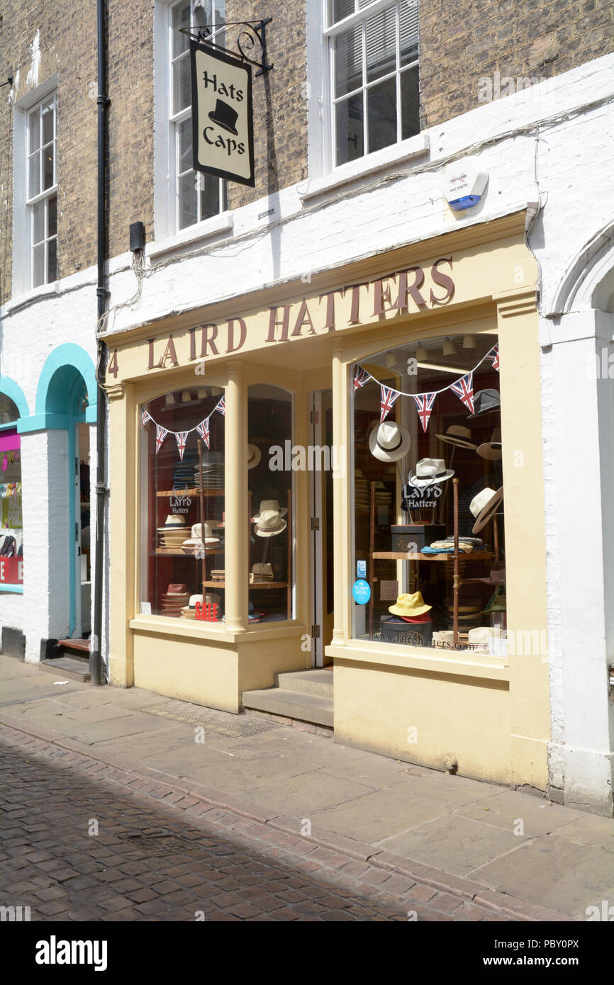 Laird Hatters un chapeau traditionnel shop à Cambridge, Cambridgeshire, Angleterre Banque D'Images