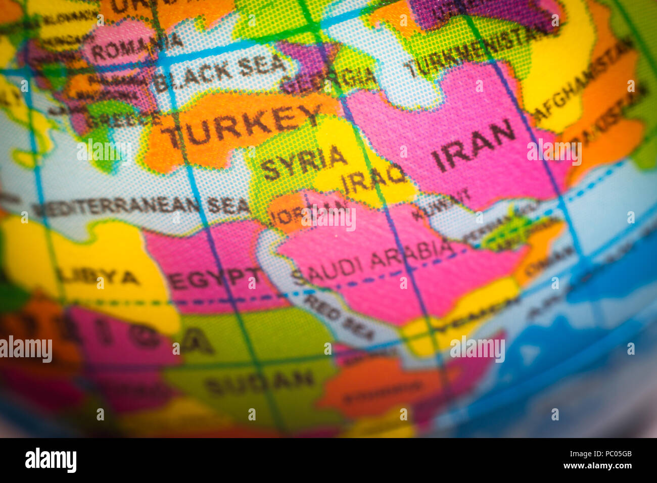 Le globe de l'enfant montrant les pays du Moyen-Orient, concept Banque D'Images