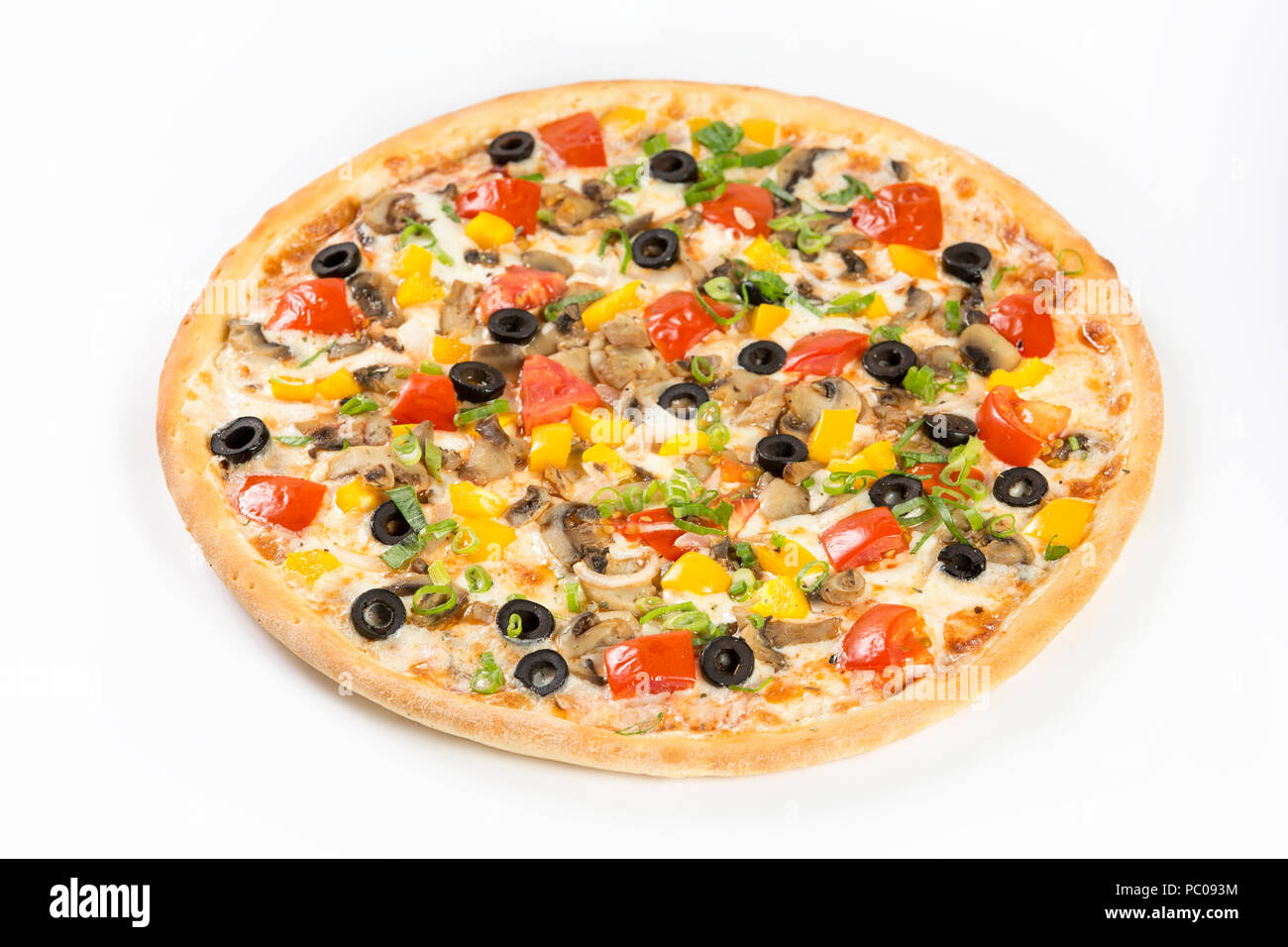 Fresh pizza végétarienne avec de la mozzarella sur fond blanc Banque D'Images