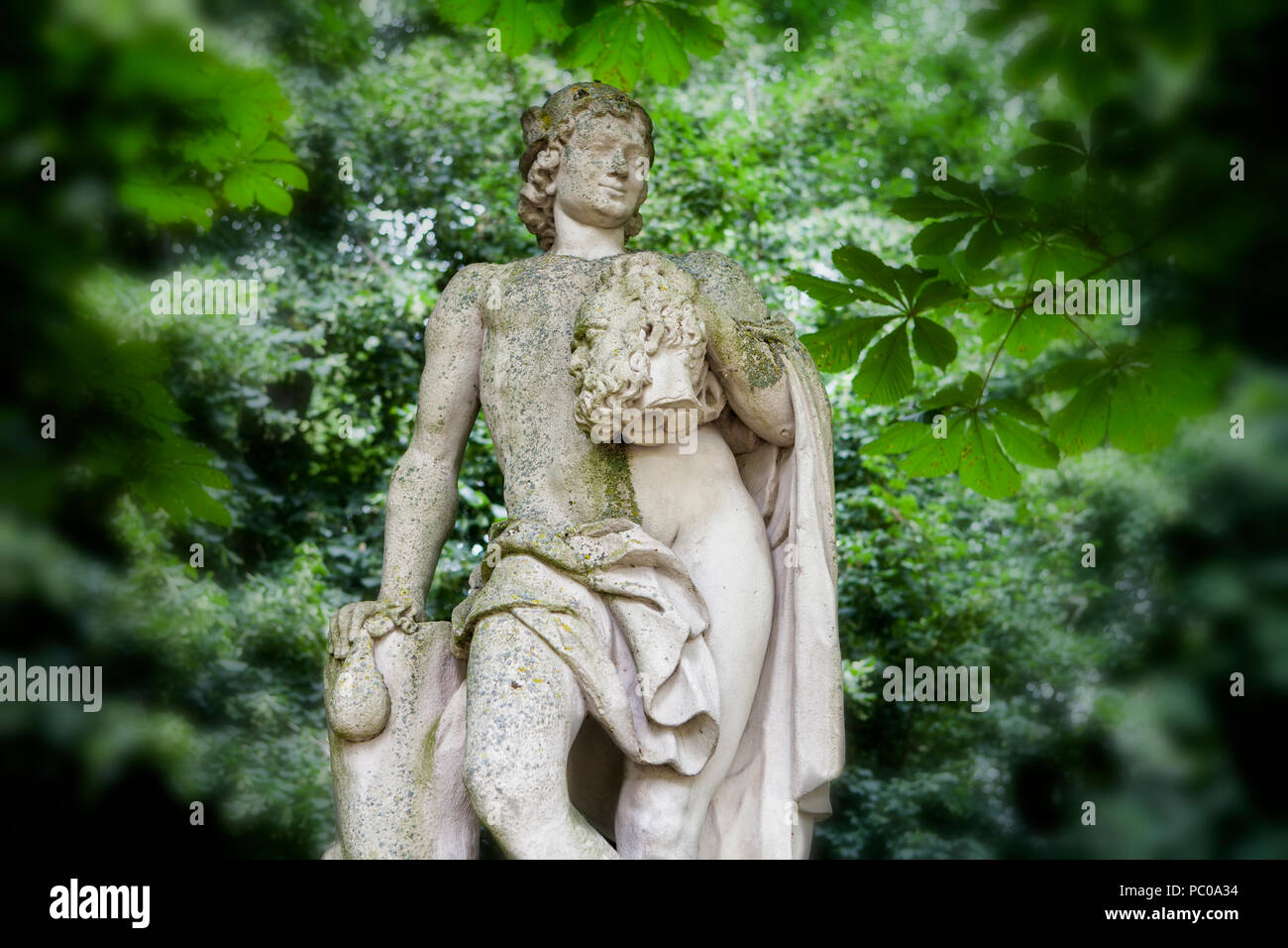 Statue de mercure ou Hermès à douves Nordkirchen Palace, Allemagne Banque D'Images