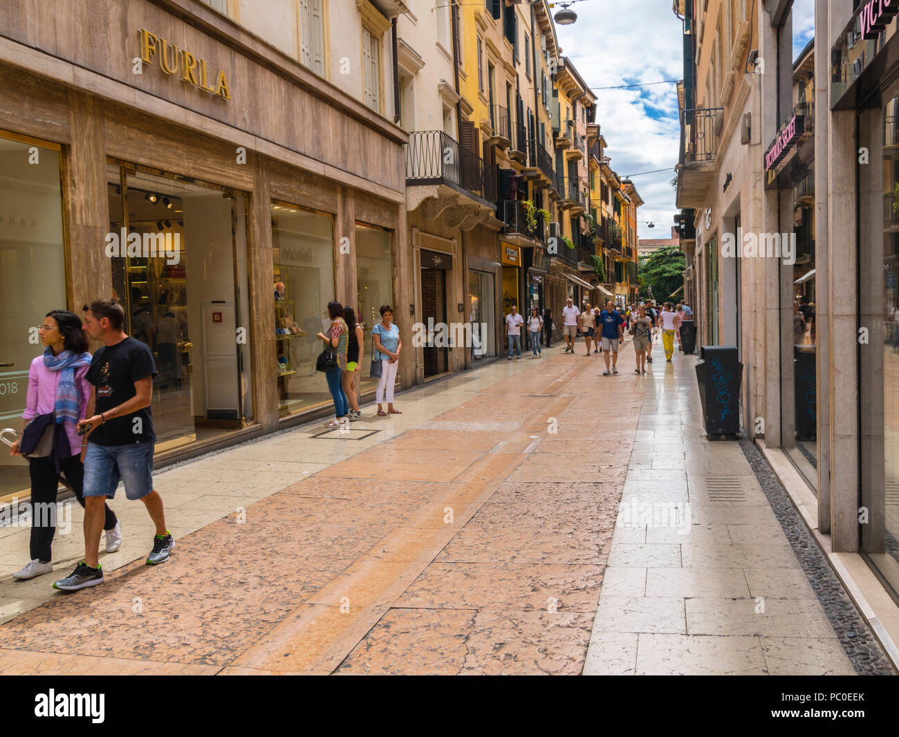 furla marque de luxe