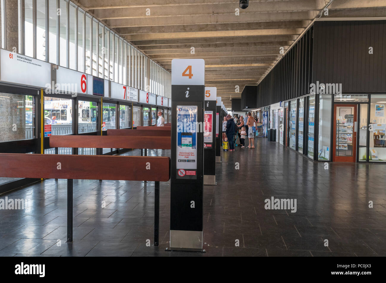 La gare routière de Preston dans le style brutaliste de la fin des années 60, conçu par Ingham et Wilson de l'immeuble |Design Partnership Banque D'Images