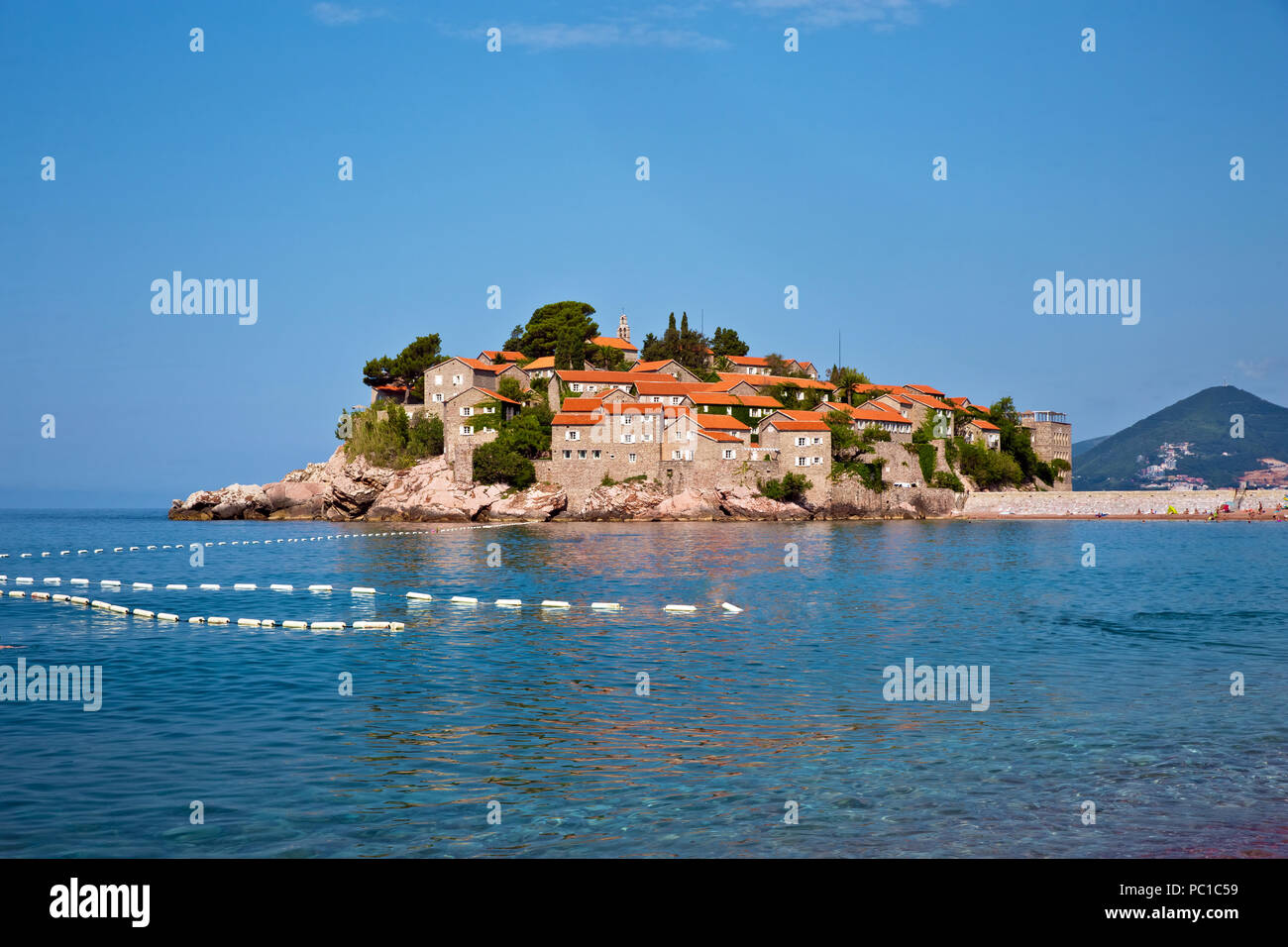 L'île de Sveti Stefan, luxury resort en Monténégro Banque D'Images