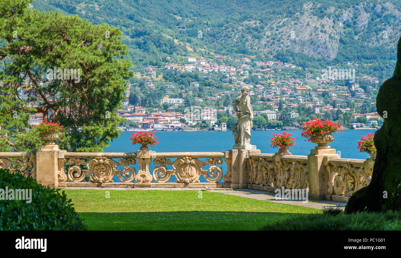 Villa del Balbianello, célèbre villa dans la comune de Lenno, donnant sur le lac de Côme. La Lombardie, Italie. Banque D'Images