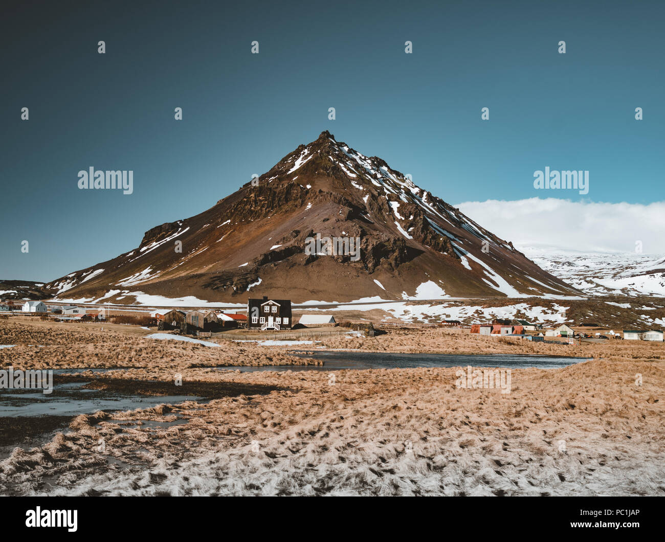 Lever Coucher Islandais Typique Paysage De Montagne à
