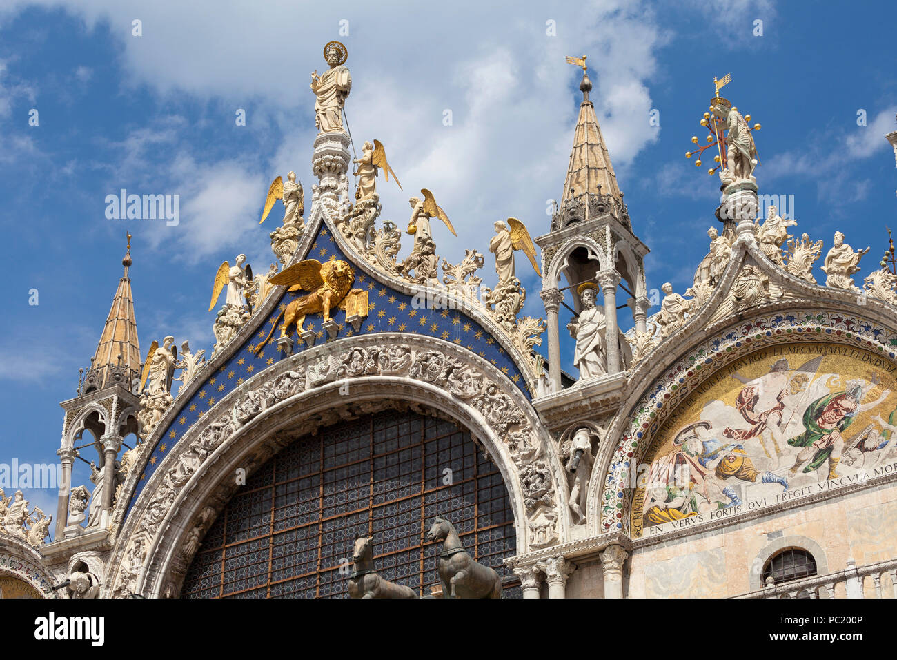 Basilique de St Marks, la Place Saint Marc, Venise Banque D'Images