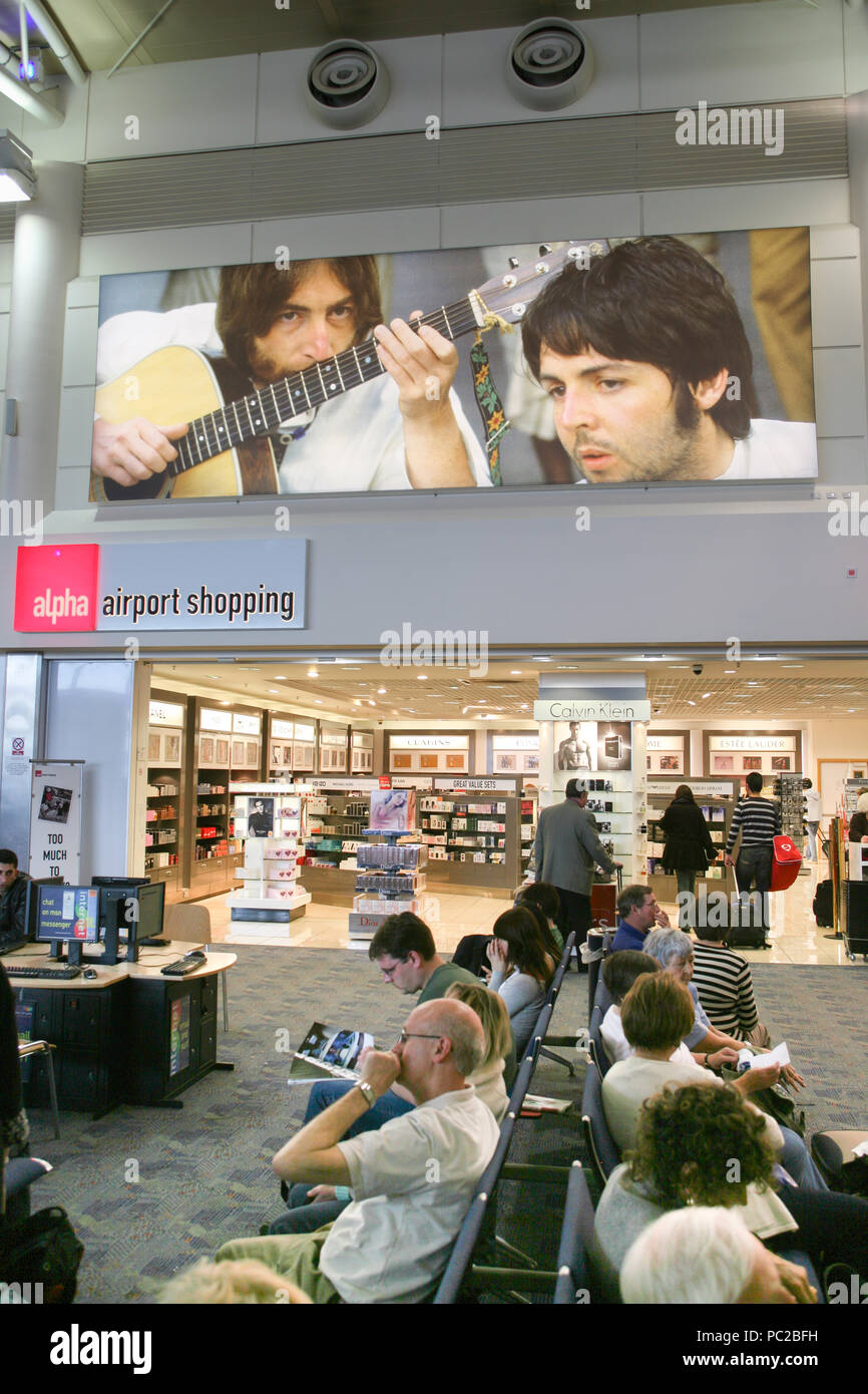 Les Beatles, John Lennon,a,la,International,Aéroport, Liverpool, Angleterre,Grand,Bretagne,France,France,Europe,Europe. Banque D'Images