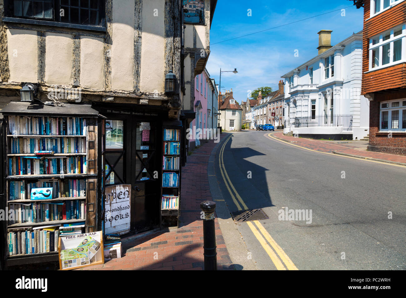 Xve siècle, librairie, une ville anglaise traditionnelle, une rue de Lewes, UK Banque D'Images