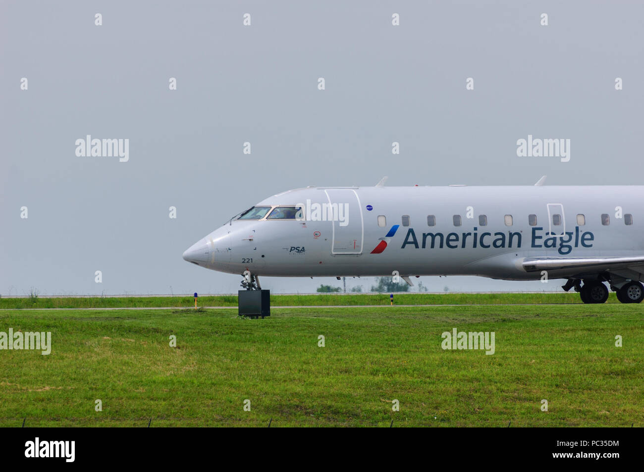 American Eagle avion décollant de Lexington de Lexington Kentucky Bluegrass Domaine Banque D'Images