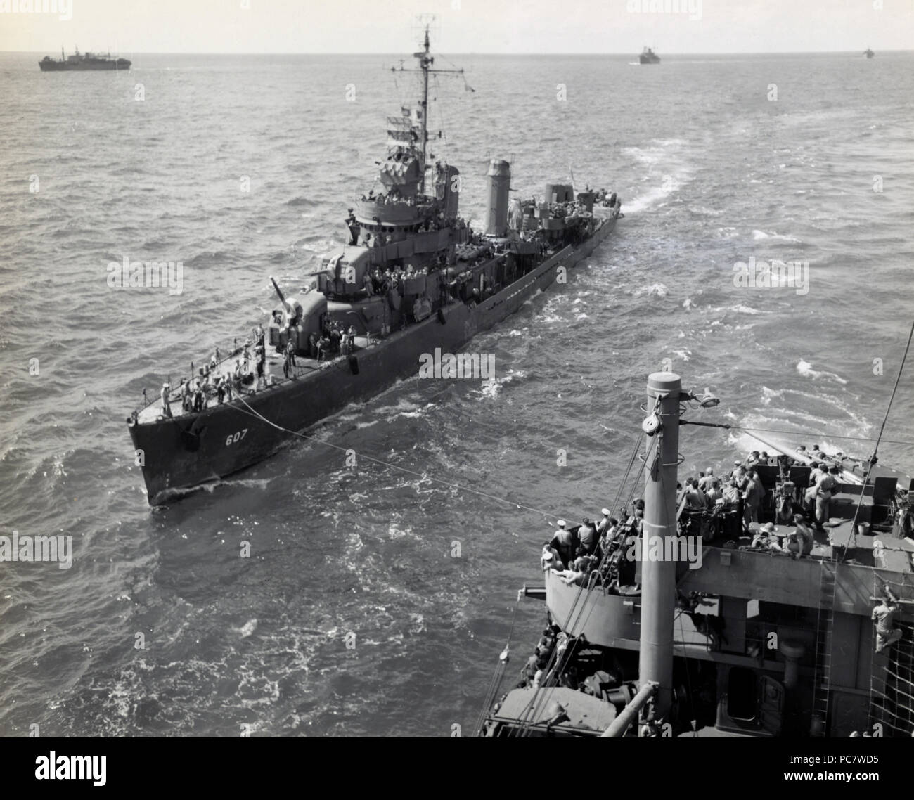 Convoi des images de l'USS. Monrovia - Tarawa Banque D'Images