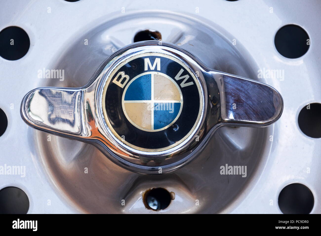 SAALBACH-HINTERGLEMM, Autriche - 21 juin 2018 : Vintage car BMW 328 roadster 1950 veteran produite de 1936 à 1940 se tient le 21 juin 2018 dans sa Banque D'Images