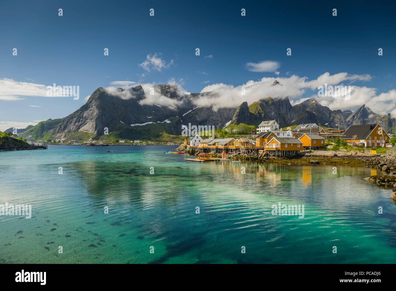 Village de pêcheurs de hamnoy, îles Lofoten, Norvège Banque D'Images