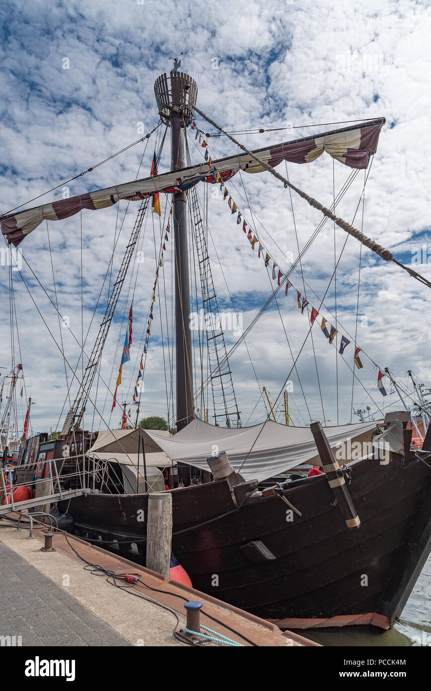 Die Ubena von Bremen im Hafen von Büsum Banque D'Images