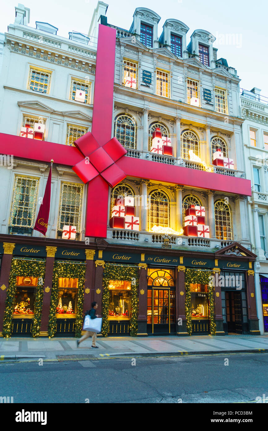Boutique Cartier Décorées pour Noël, New Bond Street, Londres, Angleterre, Royaume-Uni, Europe Banque D'Images