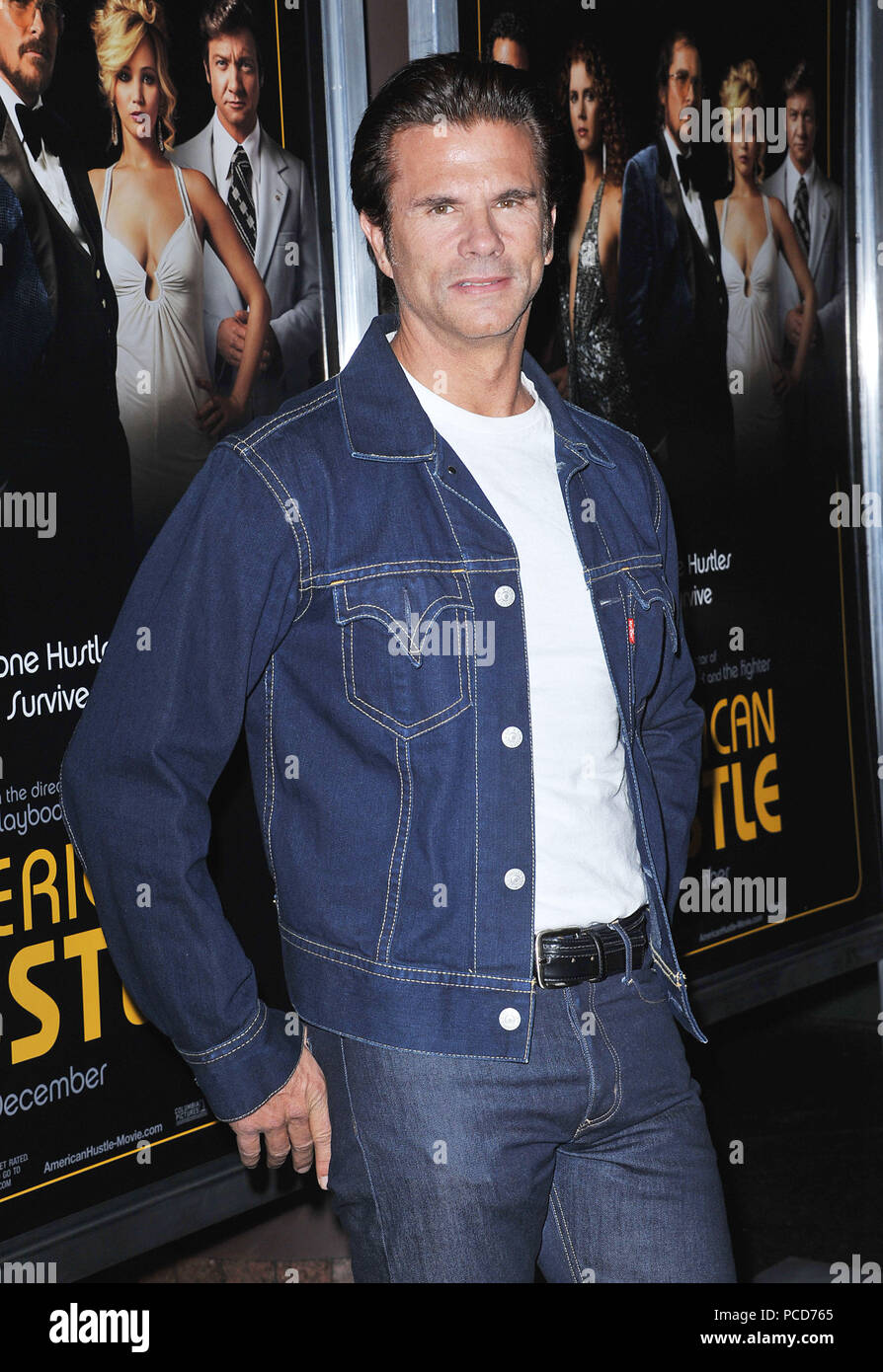 Lorenzo Lamas arrivant à American Hustle Première mondiale à la DGA à Los Angeles.Lorenzo Lamas ------------- Red Carpet Event, Vertical, USA, Cinéma, Célébrités, photographie, Bestof, Arts, Culture et divertissement, Célébrités Topix fashion / Vertical, Best of, événement dans la vie d'Hollywood, Californie - Tapis rouge et en backstage, USA, Cinéma, Célébrités, cinéma, télévision, Célébrités célébrités musique, photographie, Arts et culture, Bestof, divertissement, Topix trois quarts, vertical, une personne, à partir de l'an , 2013, enquête tsuni@Gamma-USA.com Banque D'Images