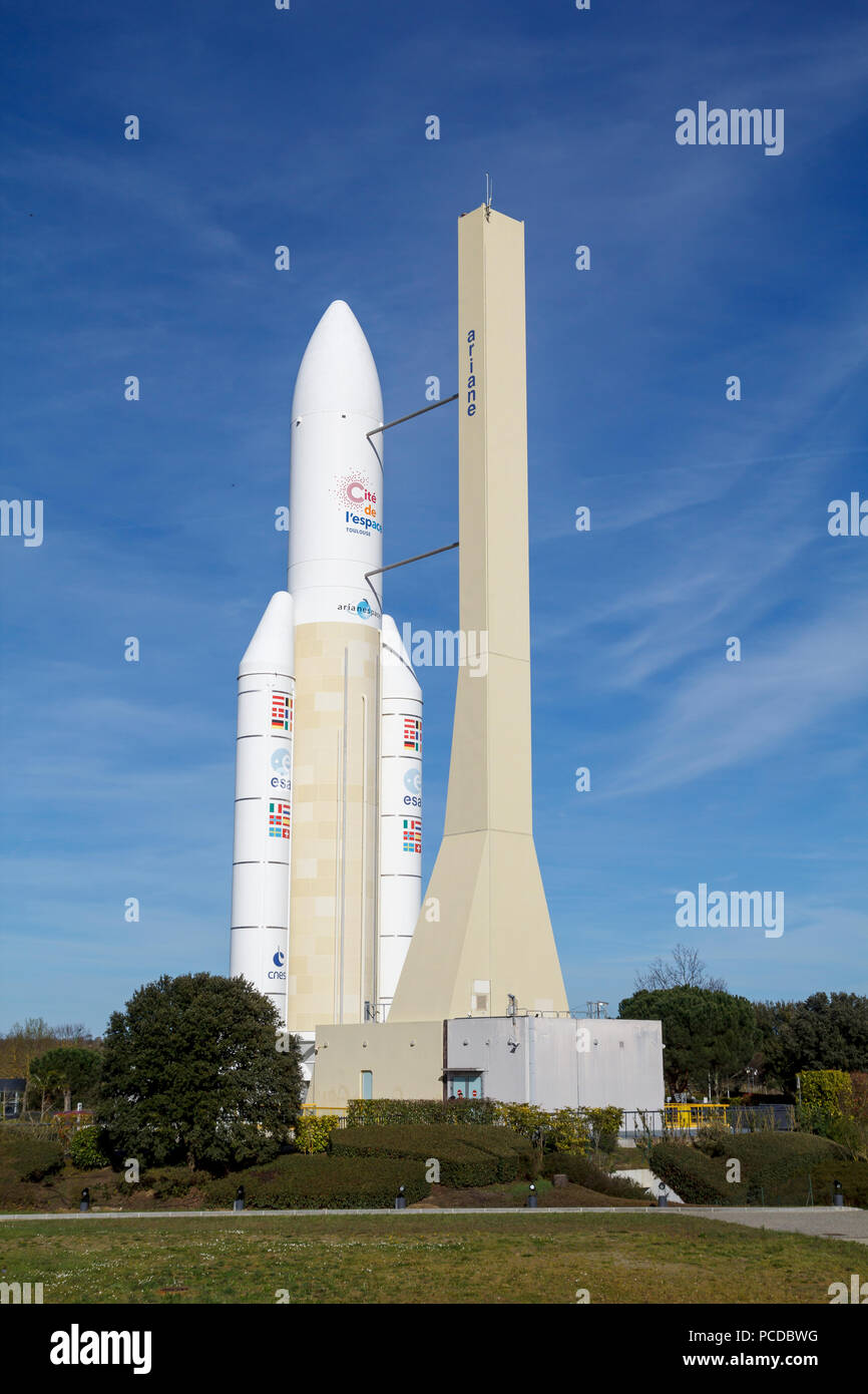 Navette spatiale dans la ville de l'espace de Toulouse, un parc à thème sur l'industrie aérospatiale Banque D'Images