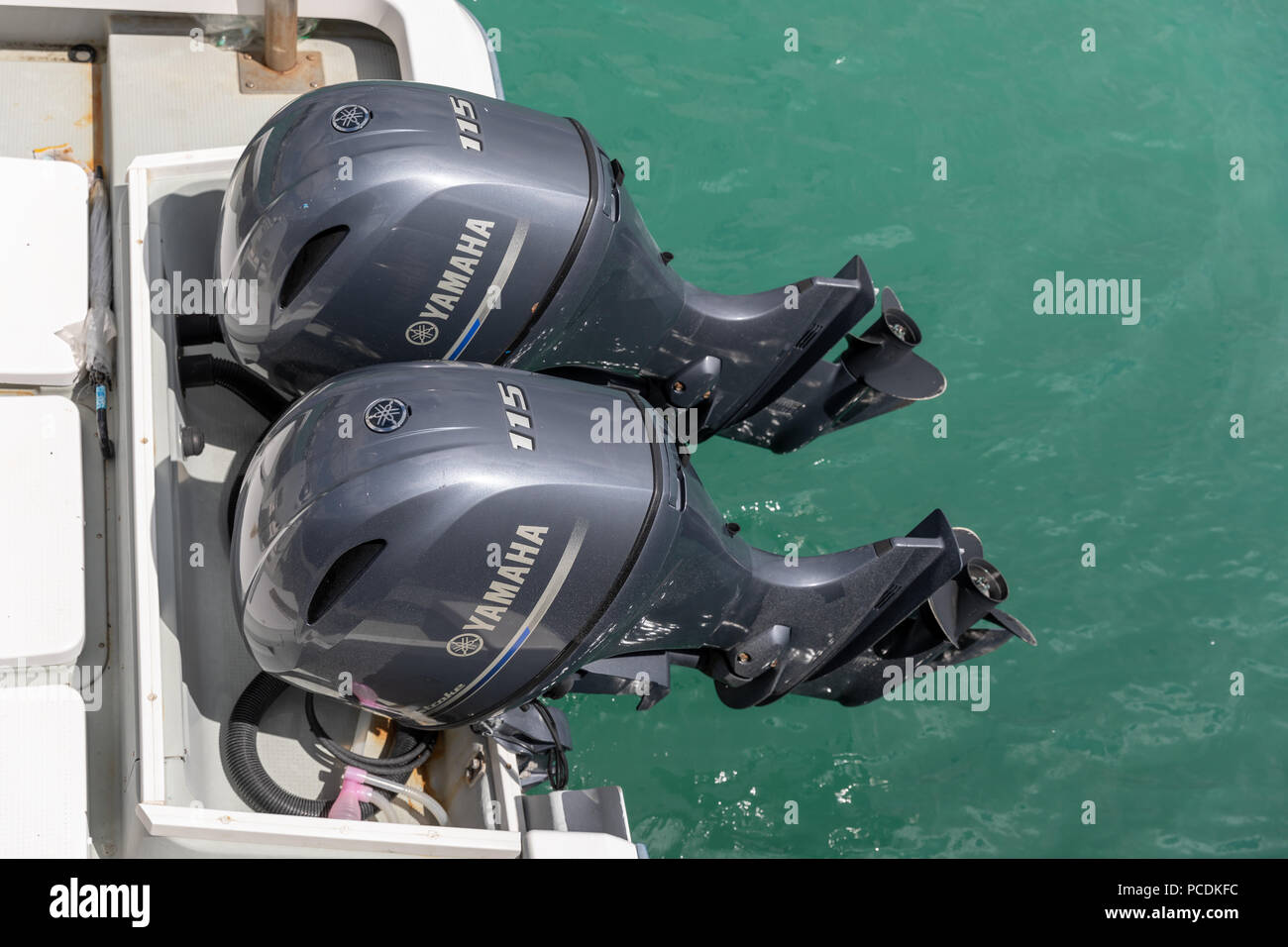 Moteurs hors-bord Yamaha ; Tsubame, Okinawa, Japon Banque D'Images