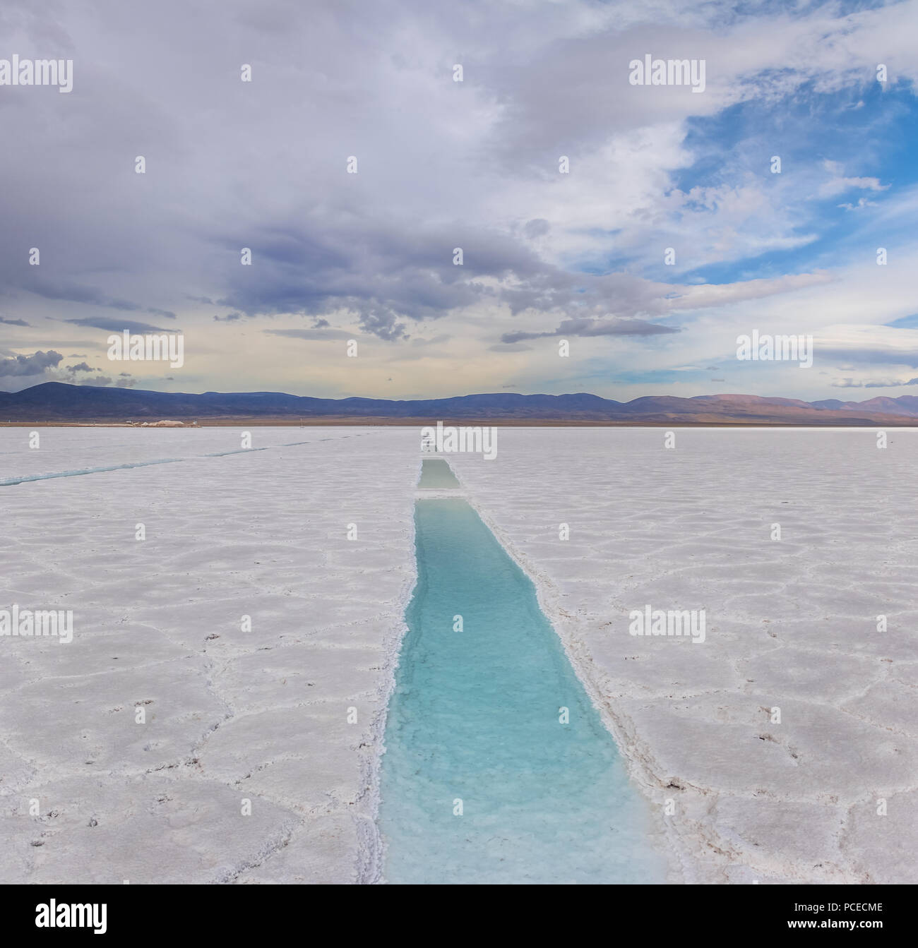 Piscine d'eau de la région de Salinas Grandes Sel - Jujuy, Argentine Banque D'Images