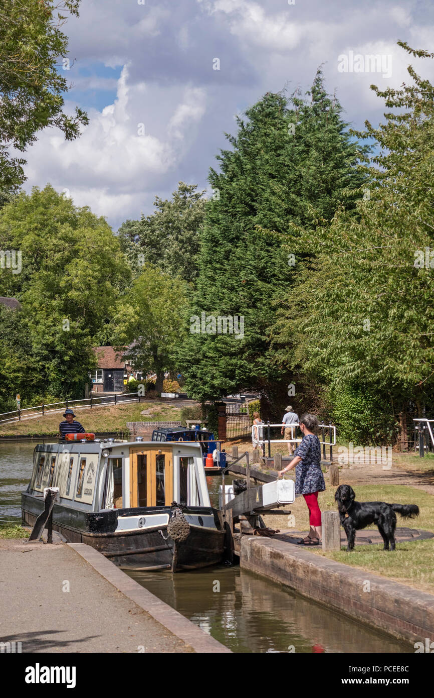 Grand classique de la Stratford upon Avon Canal à Kingwood Junction, Lapworth, Warwickshire, England, UK Banque D'Images