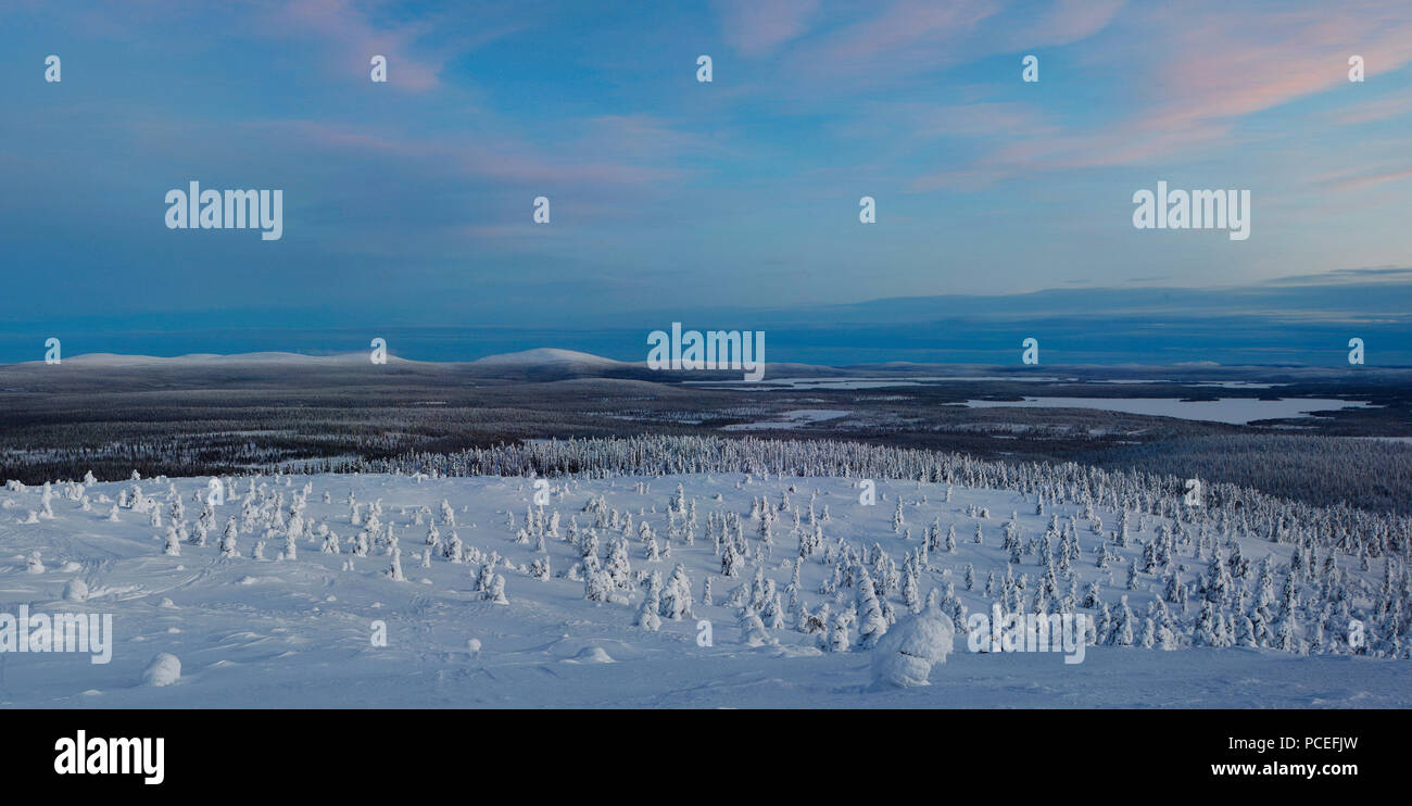 Panorama depuis le sommet de s'Särkitunturi towars fells Pallastunturi Banque D'Images