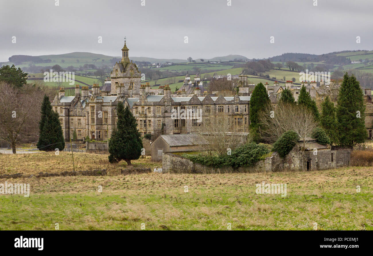 L'extérieur de l'asile de Denbigh, plus correctement l'hôpital du nord du Pays de Galles, Denbigh, Denbighshire Banque D'Images